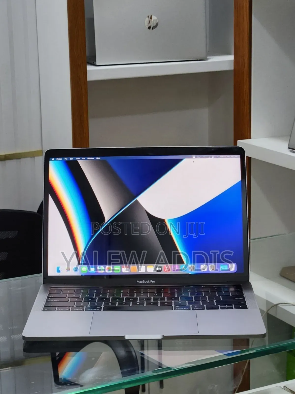 New Laptop Apple MacBook Pro 2019 16GB Intel Core i7 SSD 512GB