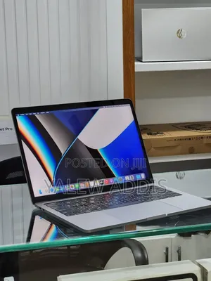 New Laptop Apple MacBook Pro 2019 16GB Intel Core i7 SSD 512GB