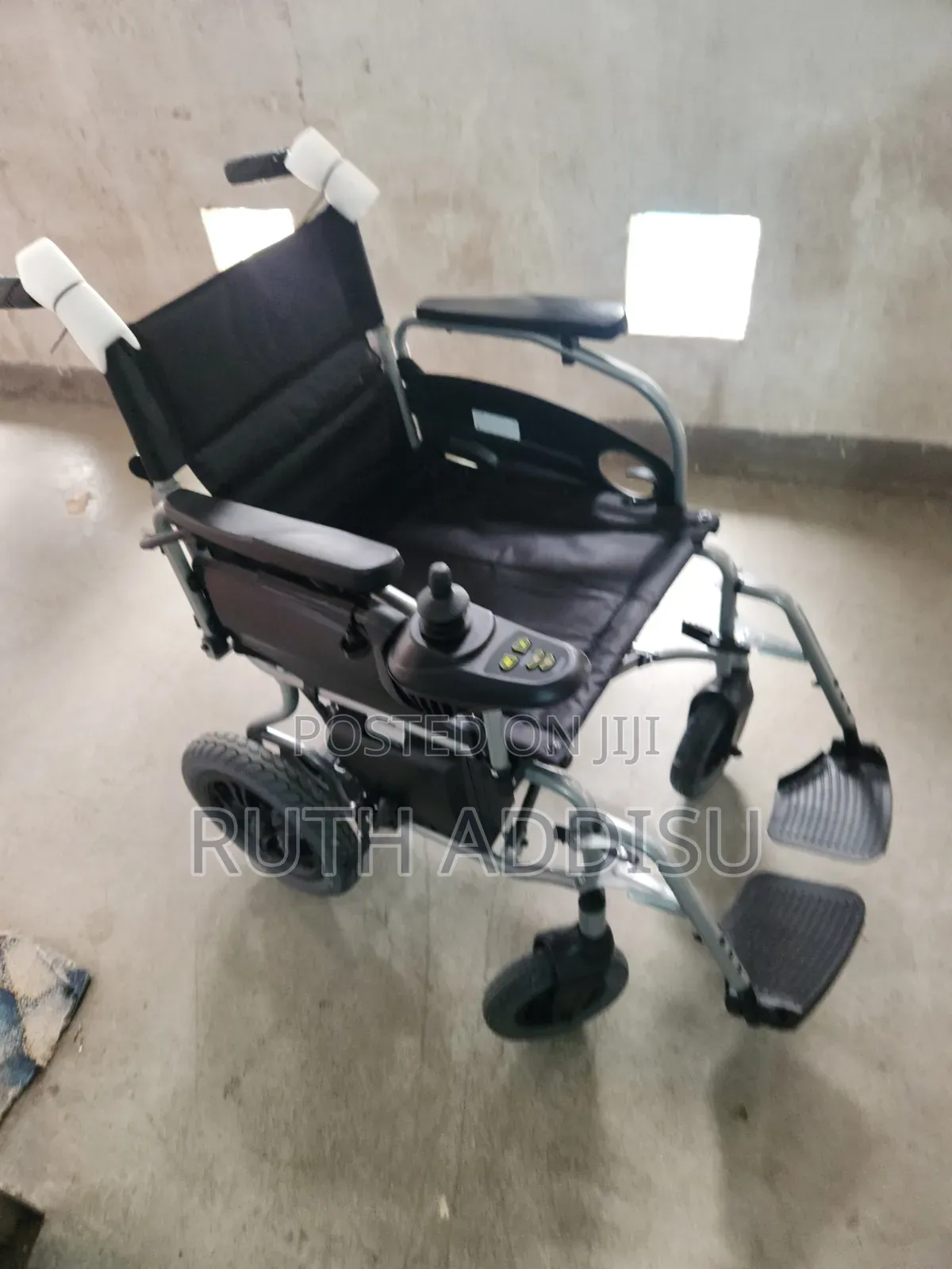 Bariatric/Obesity Foldable Wheelchair – UH 956Q
Wheelchair Medical