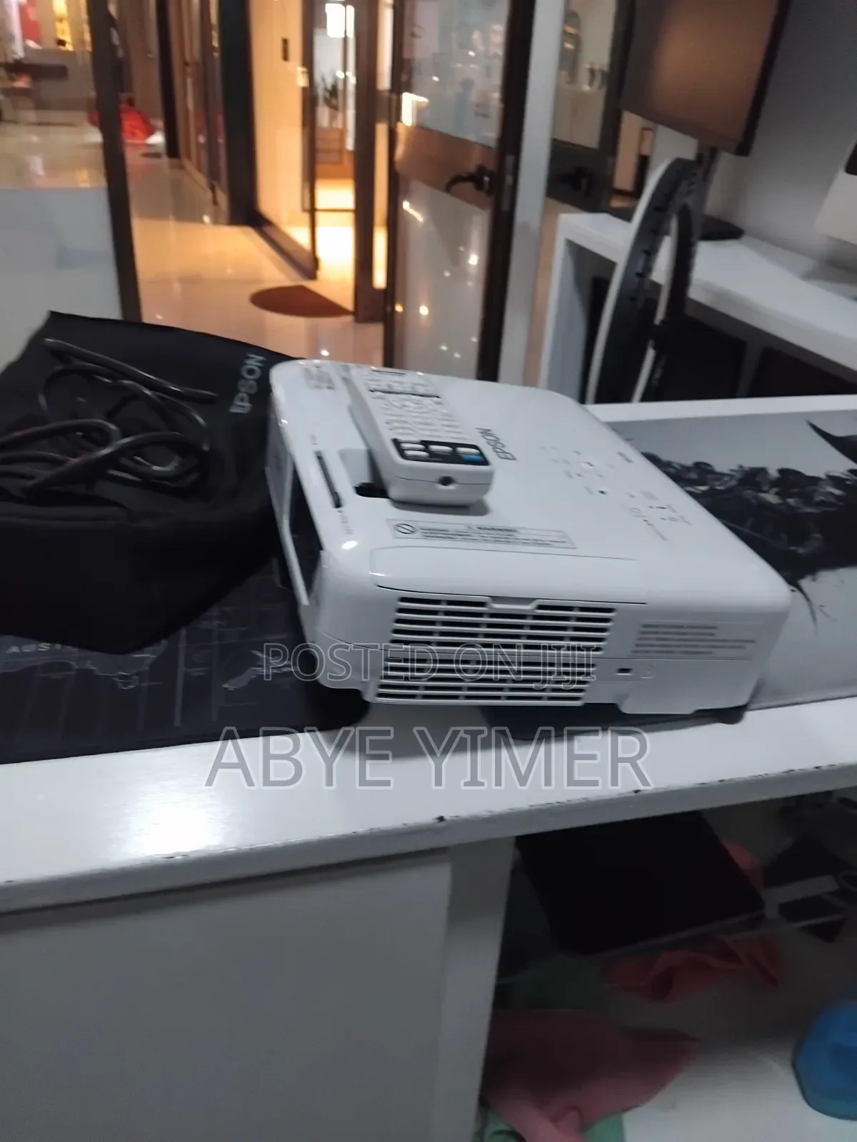 EPSON Projector
Model Name: EB-x31
Hardware Interface: