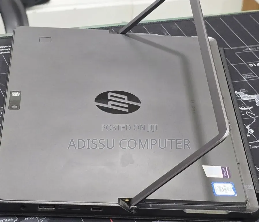 New Laptop HP X2 8GB Intel Core i5 SSD 128GB