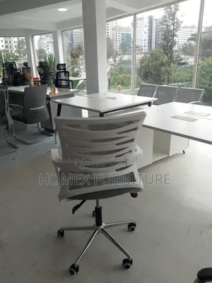 Swivel Secretarial Chair | የሚሽከረከር ወንበር