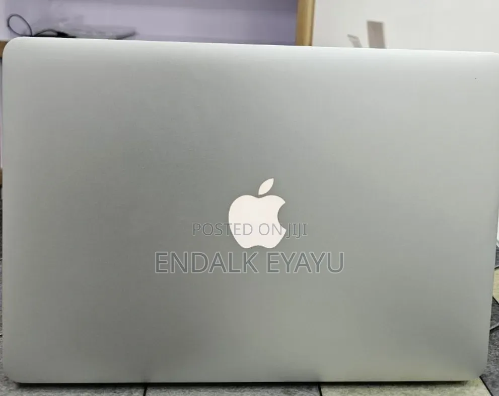 New Laptop Apple MacBook Air 2017 8GB Intel Core i5 SSD 256GB