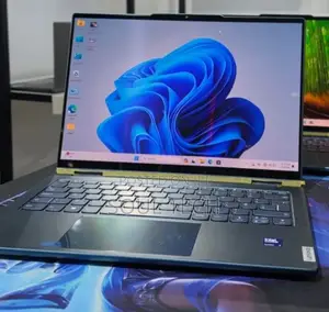 New Laptop Lenovo Yoga 7i 16GB Intel Core Ultra 7 SSD 512GB