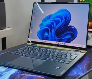 New Laptop Lenovo Yoga 7i 16GB Intel Core Ultra 7 SSD 512GB