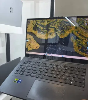 New Laptop Asus Vivobook 15 16GB Intel Core Ultra 9 SSD 512GB