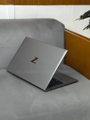 Laptop HP ZBook Firefly 15 G7 16GB Intel Core i7 SSD 512GB