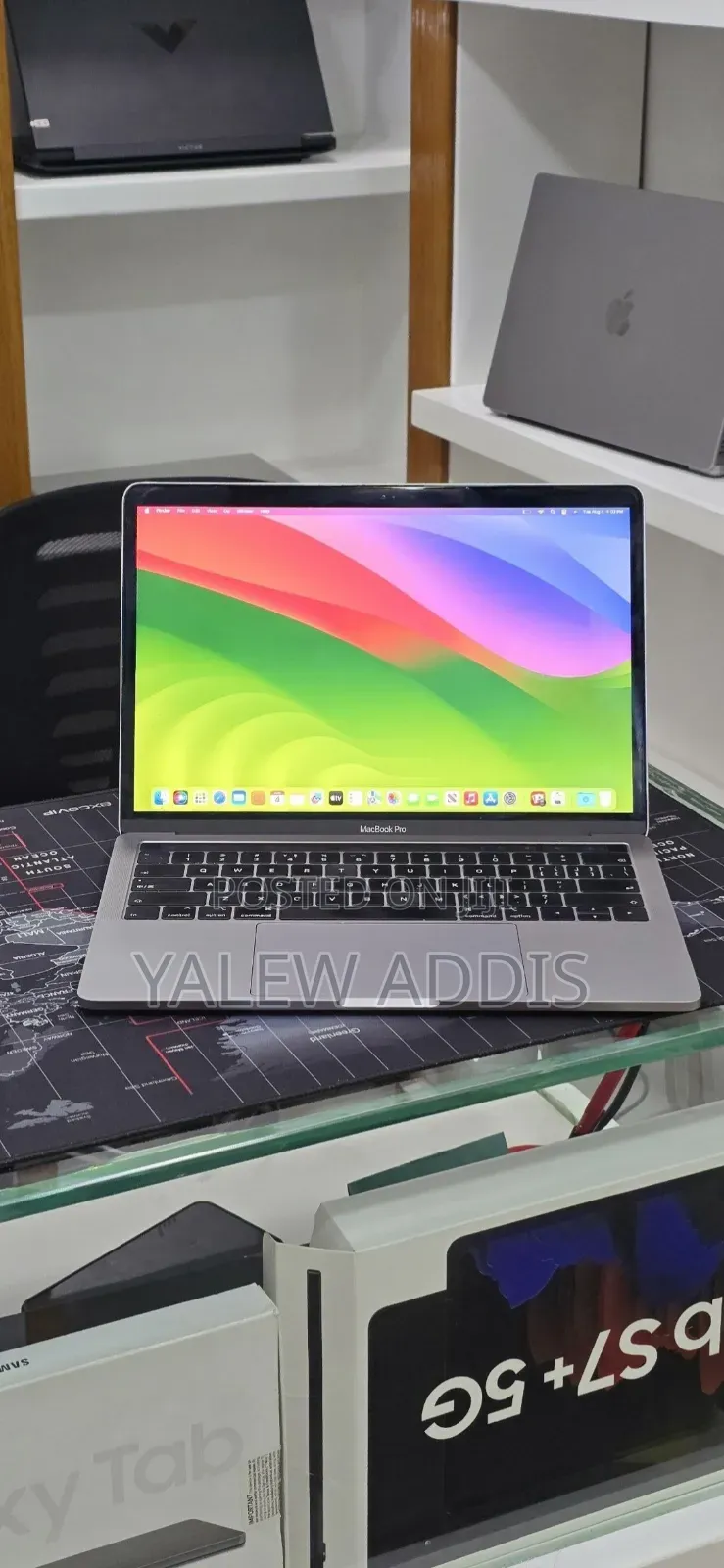 New Laptop Apple MacBook Pro 2019 16GB Intel Core i7 SSD 256GB