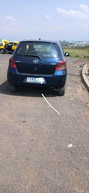 Toyota Yaris 2006 Gold