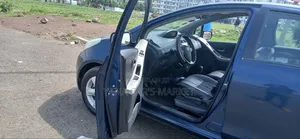 Toyota Yaris 2006 Gold