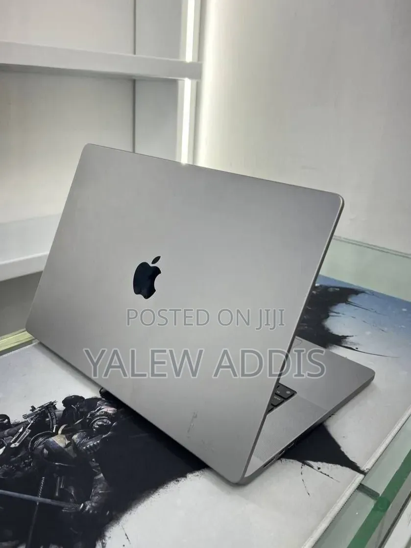New Laptop Apple MacBook Pro 2021 M1 Max 32GB Apple M1 Max SSD 1T