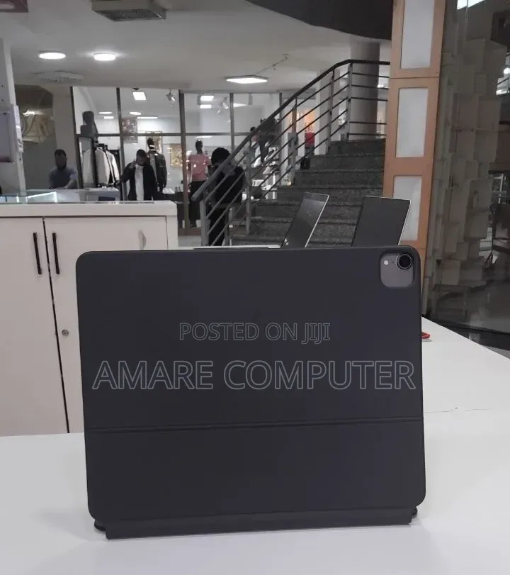 New Apple iPad Pro 256 GB