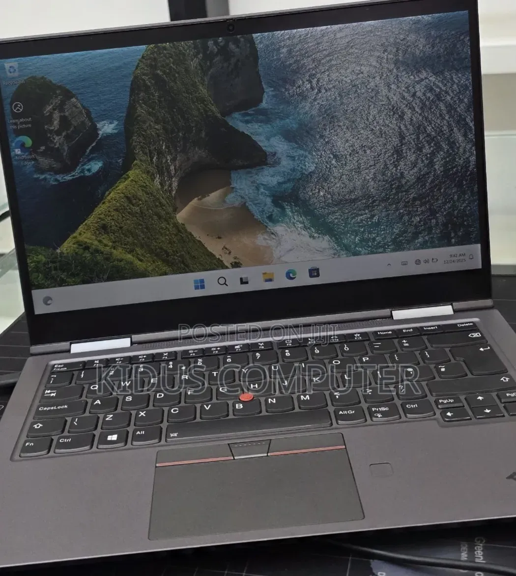 New Laptop Lenovo ThinkPad X1 Yoga 16GB Intel Core i7 SSD 512GB