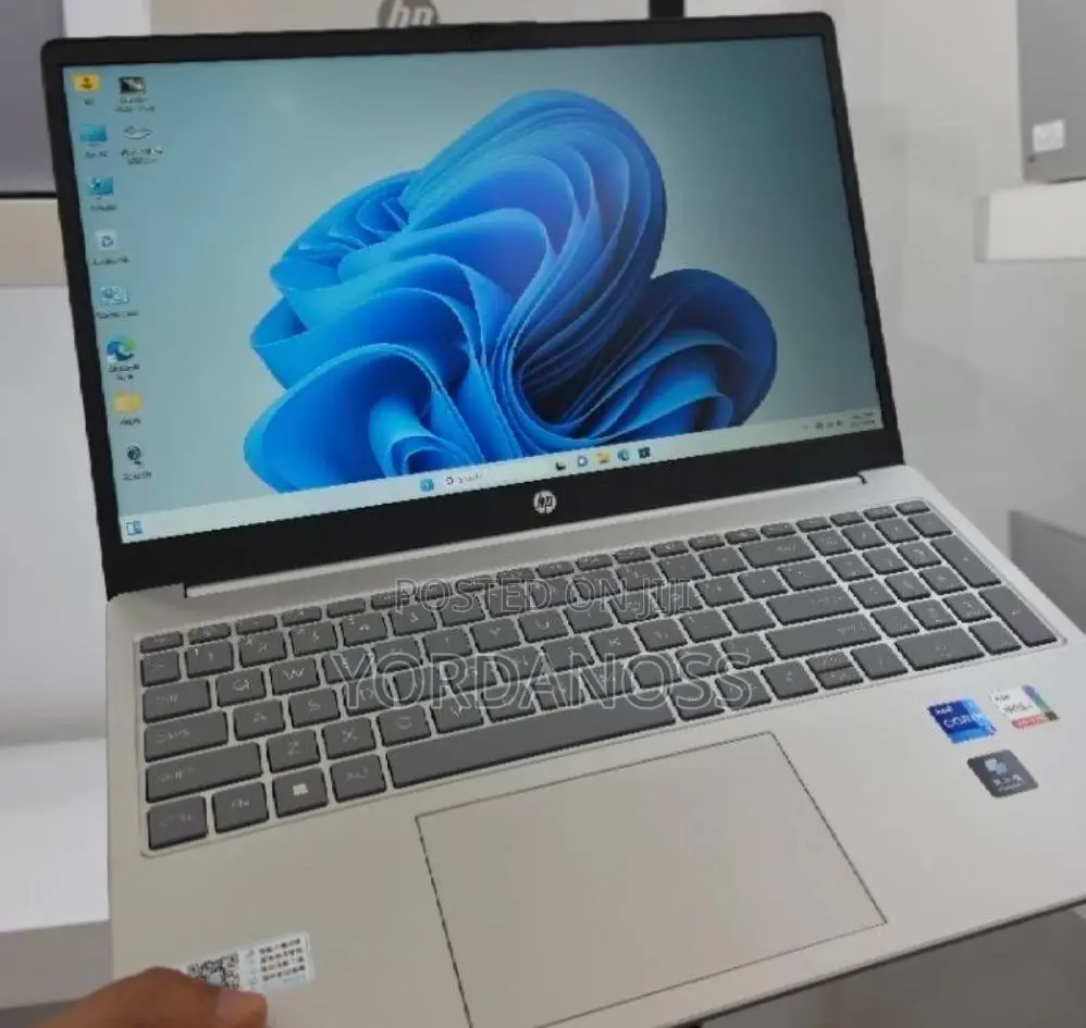New Laptop HP Stream Notebook 16GB Intel Core i7 SSD 512GB