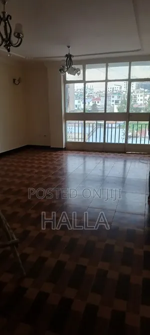 3bdrm Apartment in መኖሪያ, Nifas Silk-Lafto for sale