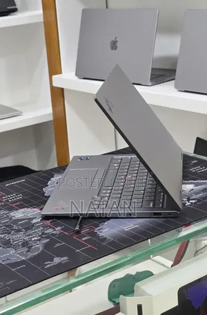 New Laptop Lenovo ThinkPad X1 Yoga 16GB Intel Core i5 SSD 512GB