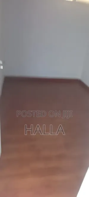 3bdrm Apartment in መኖሪያ, Nifas Silk-Lafto for sale