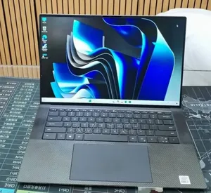 New Laptop Dell XPS 15 9500 16GB Intel Core i7 SSD 512GB