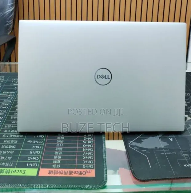 New Laptop Dell XPS 15 9500 16GB Intel Core i7 SSD 512GB