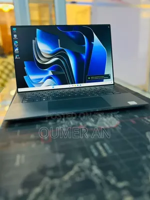 New Laptop Dell XPS 15 9500 16GB Intel Core i7 SSD 512GB