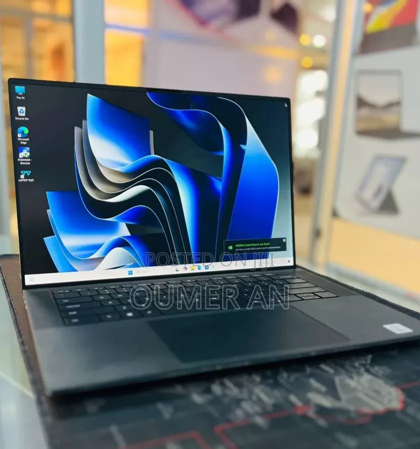 New Laptop Dell XPS 15 9500 16GB Intel Core i7 SSD 512GB