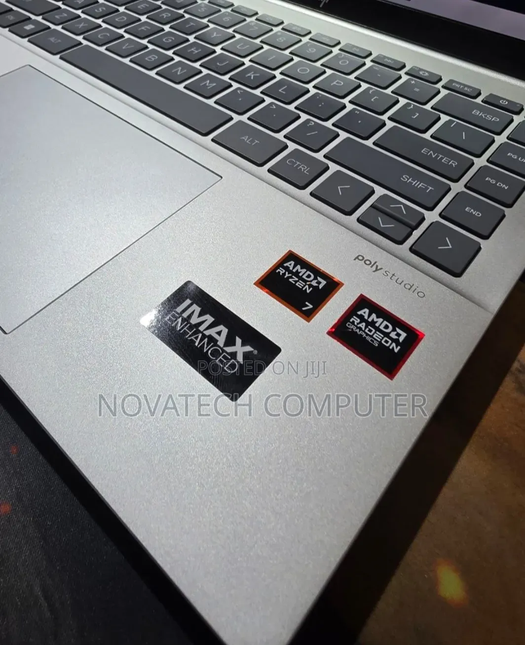 Laptop HP Pavilion 17 16GB AMD Ryzen 7 SSD 1T
