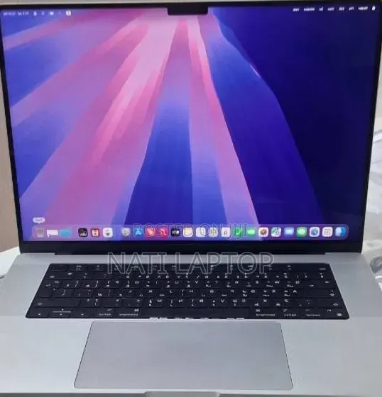 New Laptop Apple MacBook Pro 2021 M1 32GB Apple M1 Pro SSD 512GB