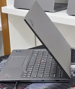 New Laptop Lenovo ThinkPad X1 Yoga 16GB Intel Core i5 SSD 512GB