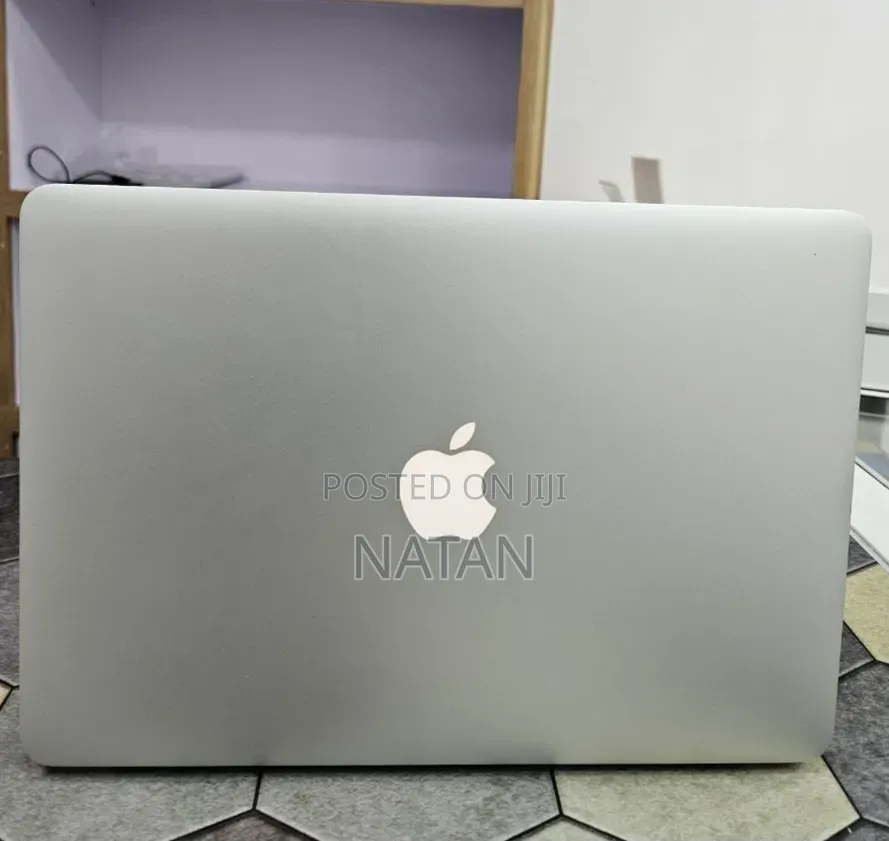 New Laptop Apple MacBook Air 2017 8GB Intel Core i7 SSD 256GB