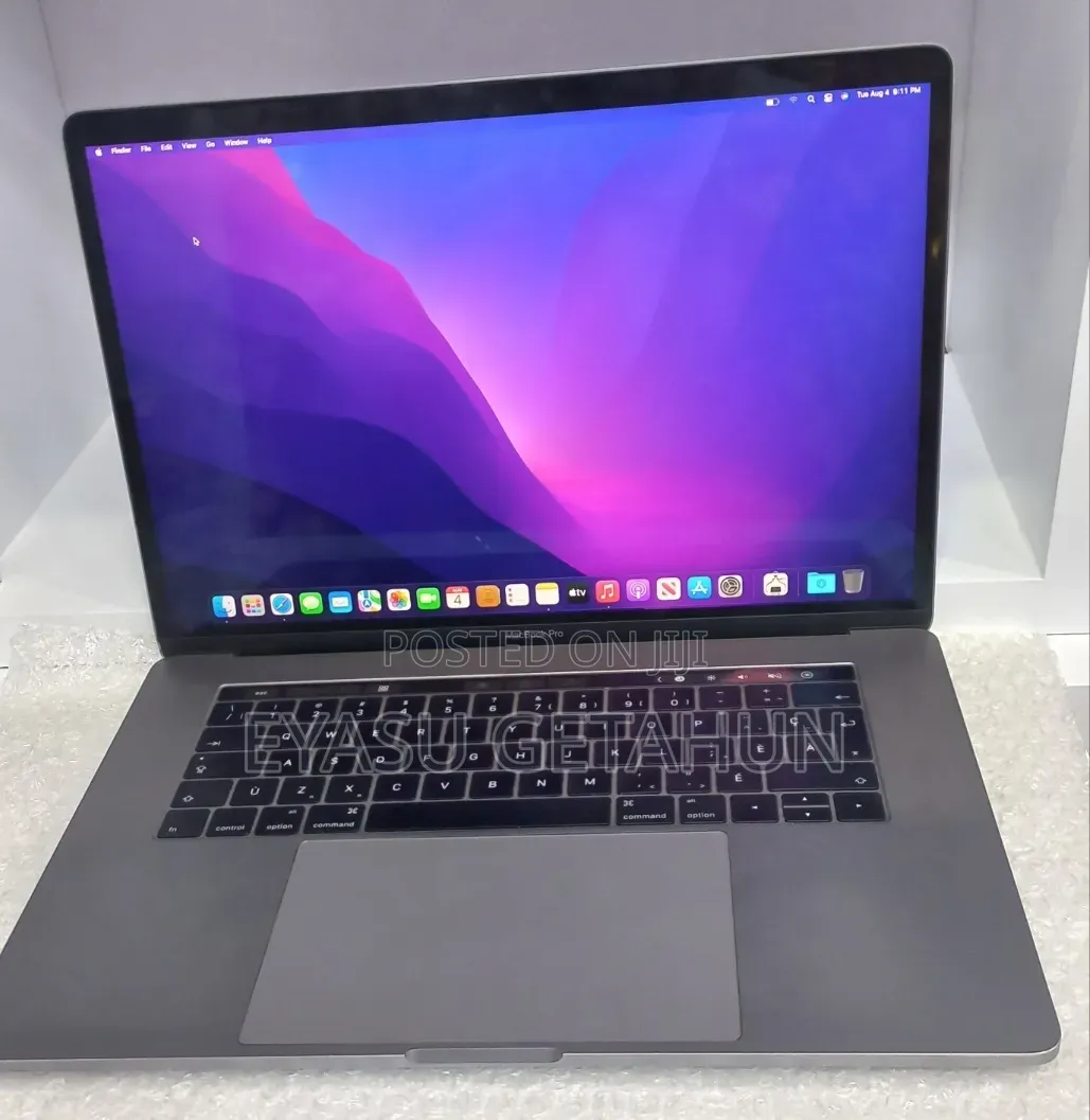 New Laptop Apple MacBook Pro 2016 16GB Intel Core i7 SSD 512GB