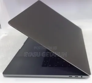 New Laptop Apple MacBook Pro 2016 16GB Intel Core i7 SSD 512GB