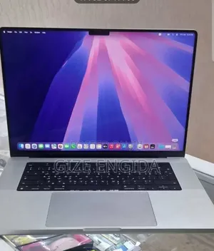 New Laptop Apple MacBook Pro 2021 M1 32GB Apple M1 Pro SSD 512GB