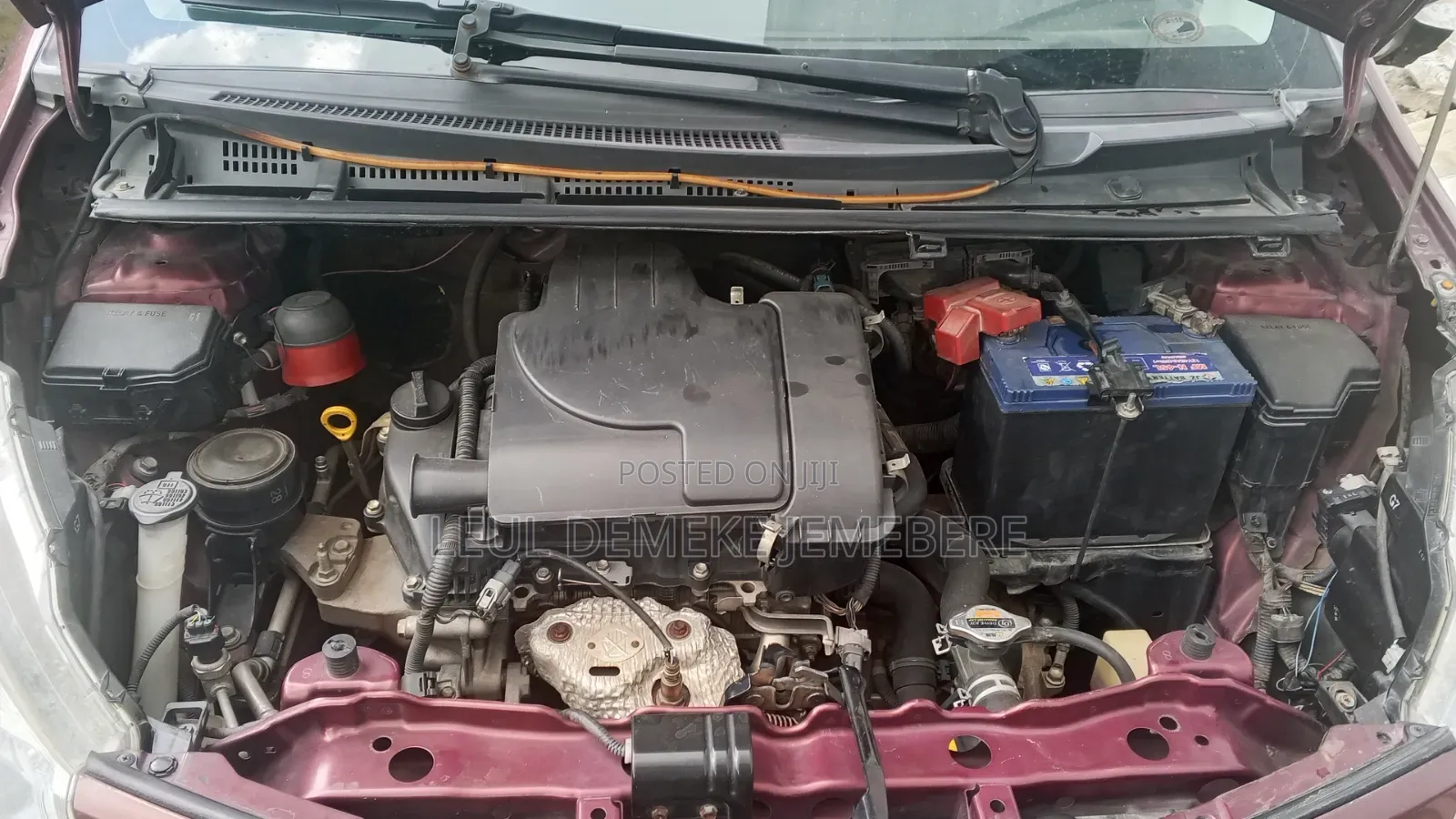 Toyota Yaris 2011 Brown