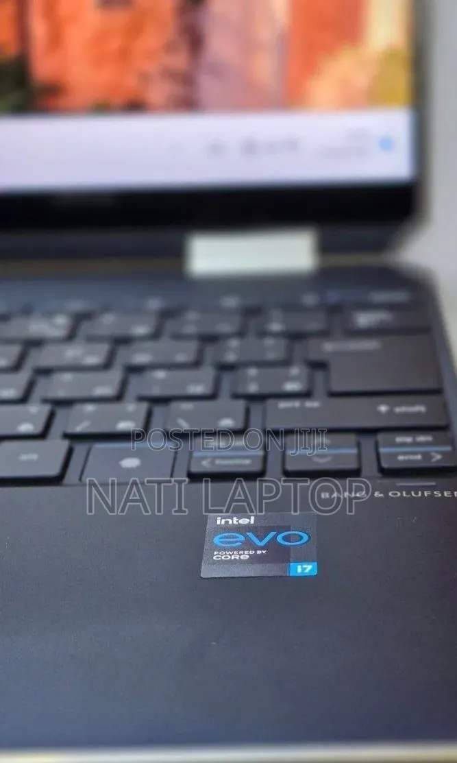 New Laptop HP Spectra 13 16GB Intel Core i7 SSD 512GB