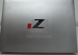 New Laptop HP ZBook Firefly G9 16GB Intel Core i7 SSD 512GB