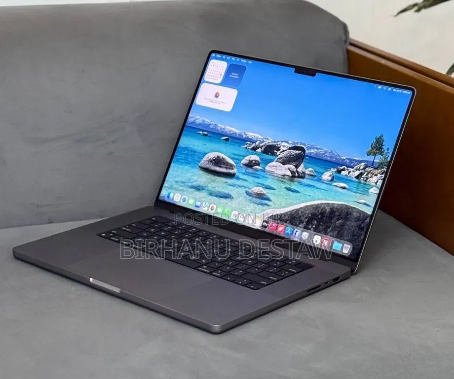 New Laptop Apple MacBook Pro 2021 M1 32GB Apple M1 Pro SSD 1T