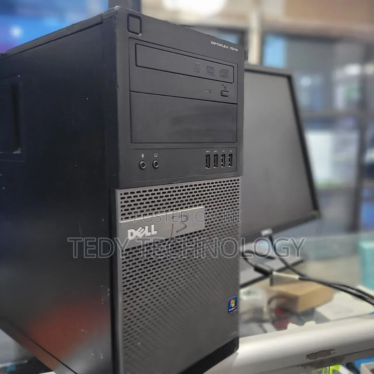 Desktop Computer Dell OptiPlex 790 4GB Intel Core i3 HDD 500GB