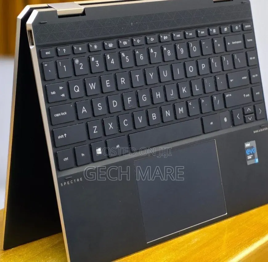 New Laptop HP Spectre 16GB Intel Core i7 SSD 512GB