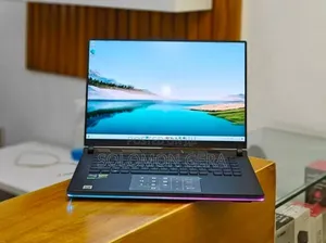 New Laptop Asus ROG Strix G16 16GB Intel Core i9 SSD 1T