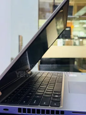 New Laptop Dell Inspiron 15 3581 16GB Intel Core i7 SSD 1T