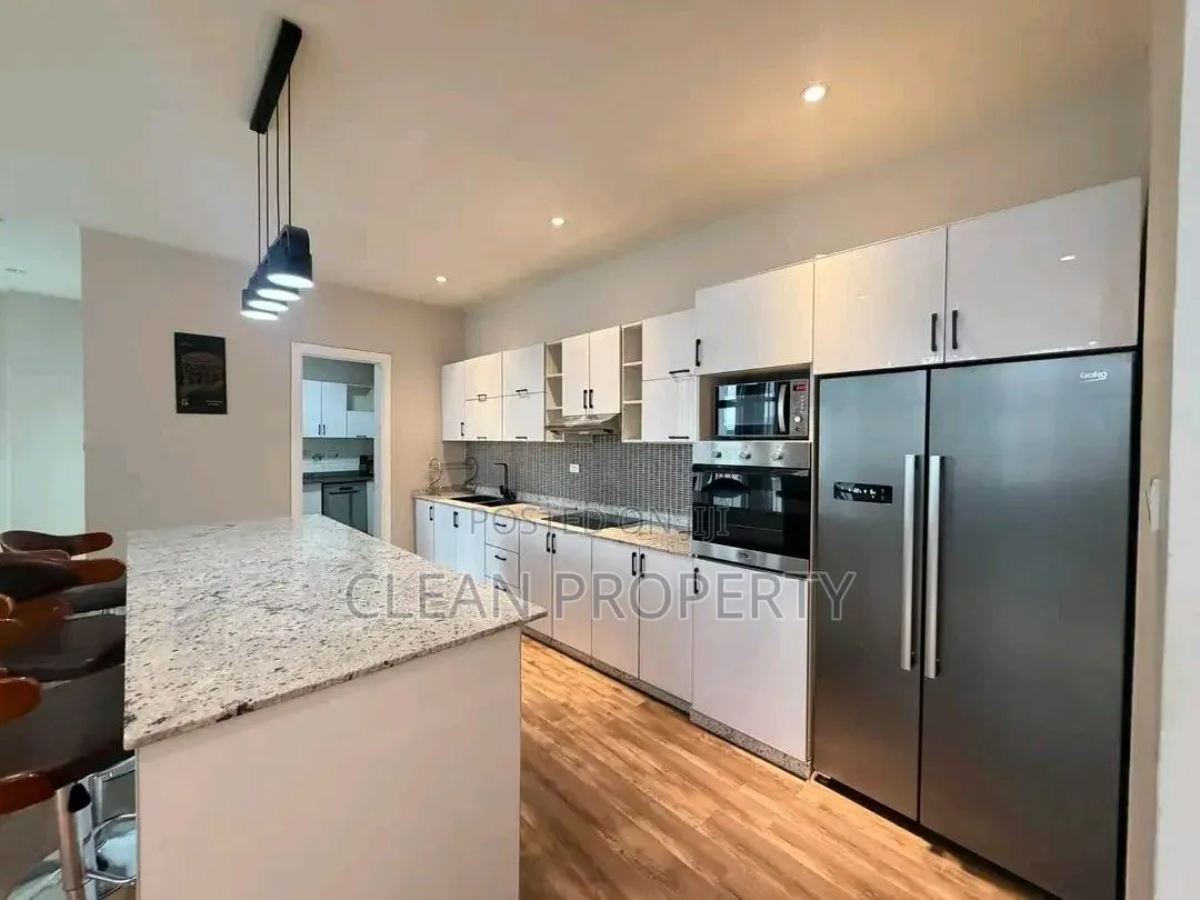 Furnished 2bdrm Apartment in Clean Property, Bole for rent