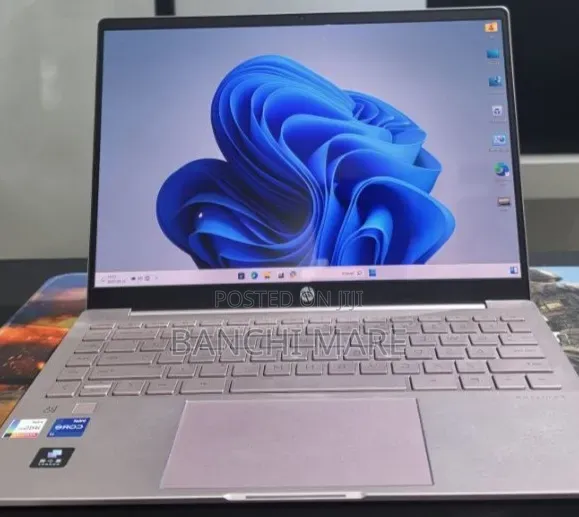 New Laptop HP Pavilion 14 16GB Intel Core i7 SSD 512GB