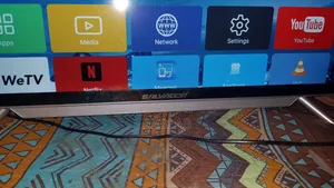 Salvador 32 Inche Smart TV