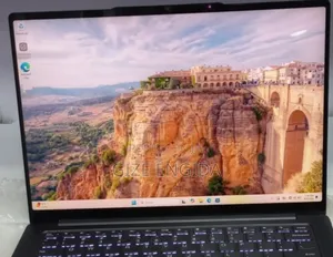 New Laptop Lenovo ThinkPad X1 Yoga Gen 8 32GB Intel Core i7 SSD 1T