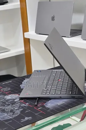 New Laptop Lenovo ThinkPad X1 Yoga 16GB Intel Core i5 SSD 512GB