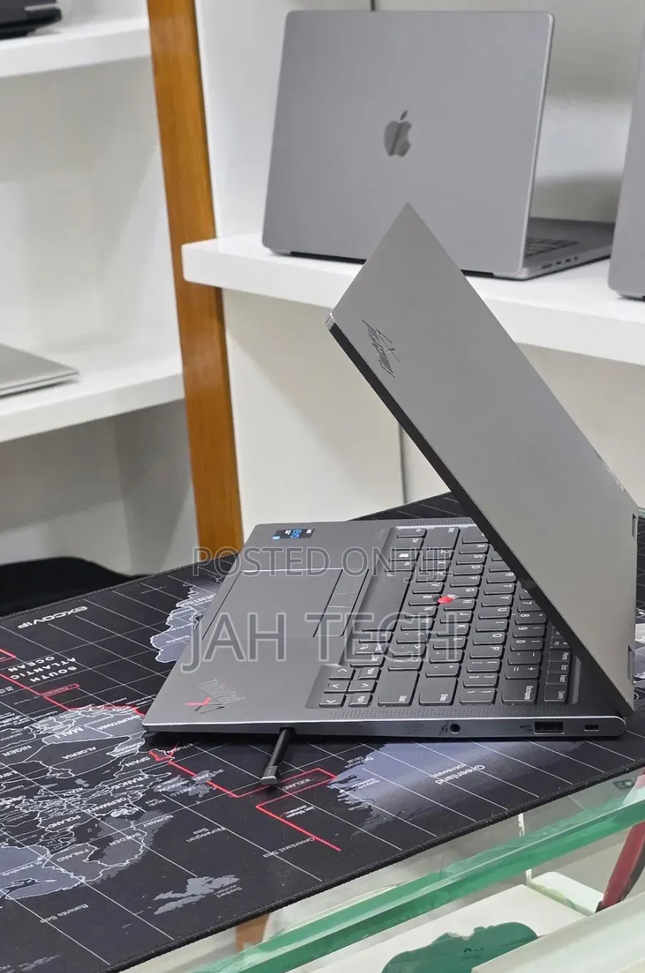 New Laptop Lenovo ThinkPad X1 Yoga 16GB Intel Core i5 SSD 512GB