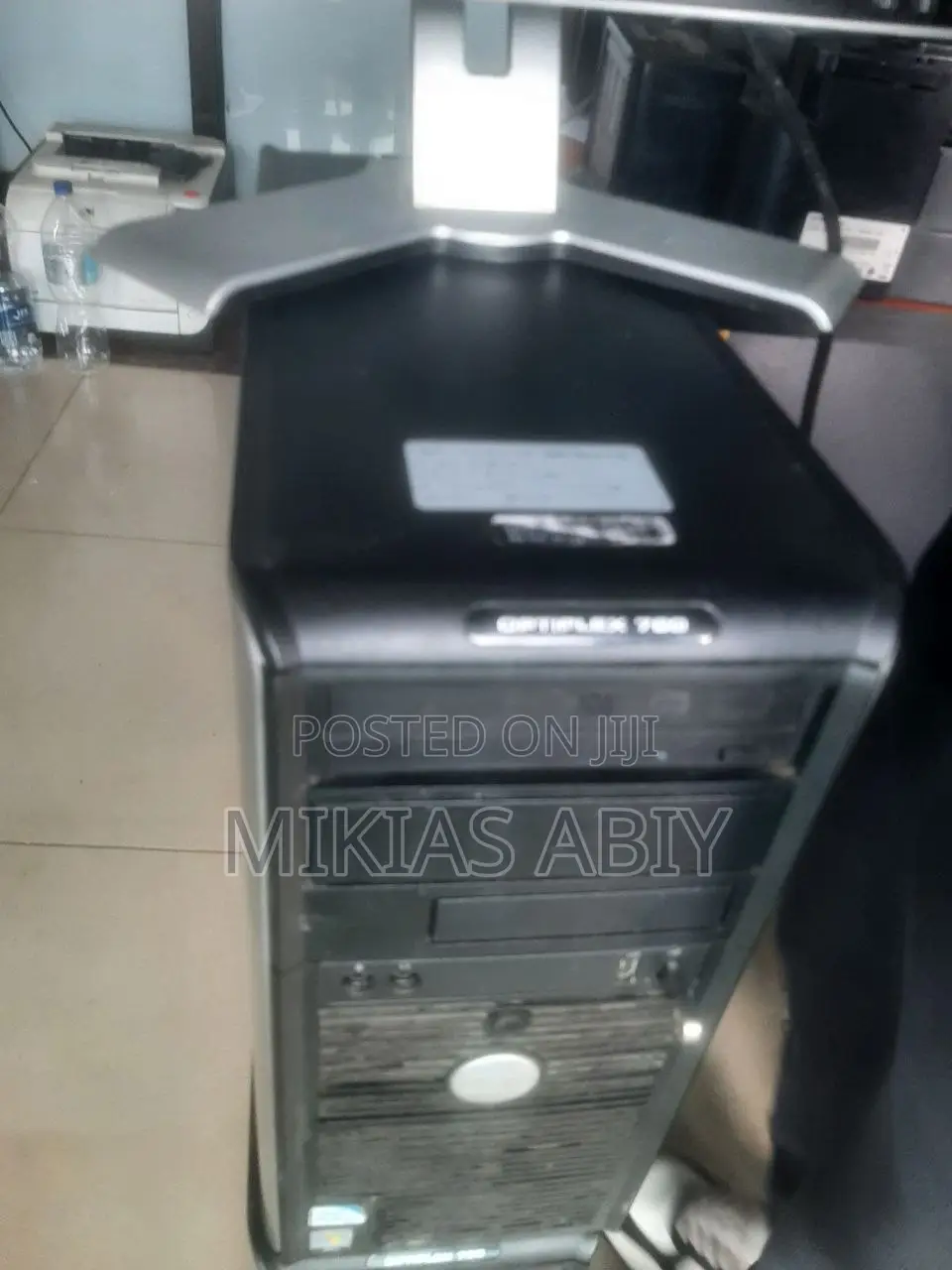Desktop Computer Dell OptiPlex 780 2GB Intel HDD 320GB