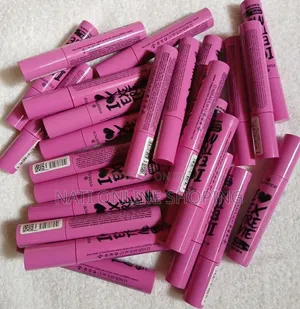 Essence I LOVE EXTREME Crazy Volume Mascara