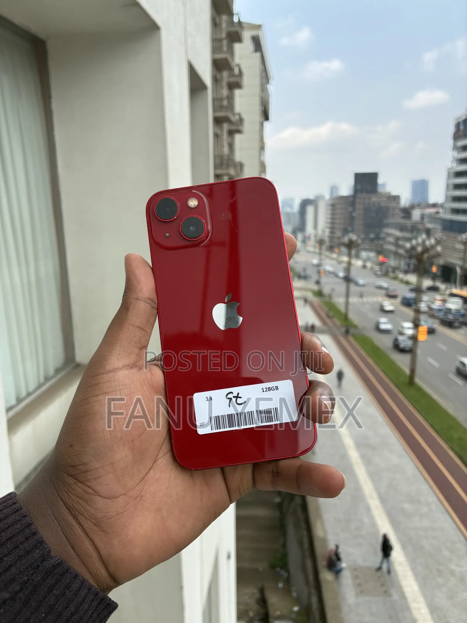 Apple iPhone 13 128 GB Red