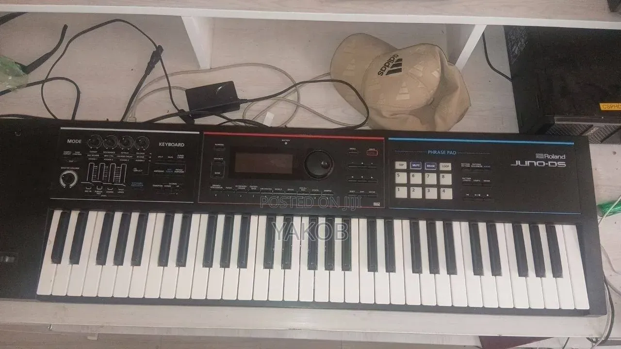 Juno Roland DS-61- Music Production Performance